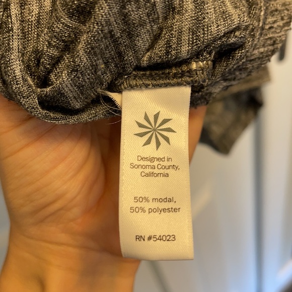 Athleta front tie long sleeve tee - small - Picture 7 of 7